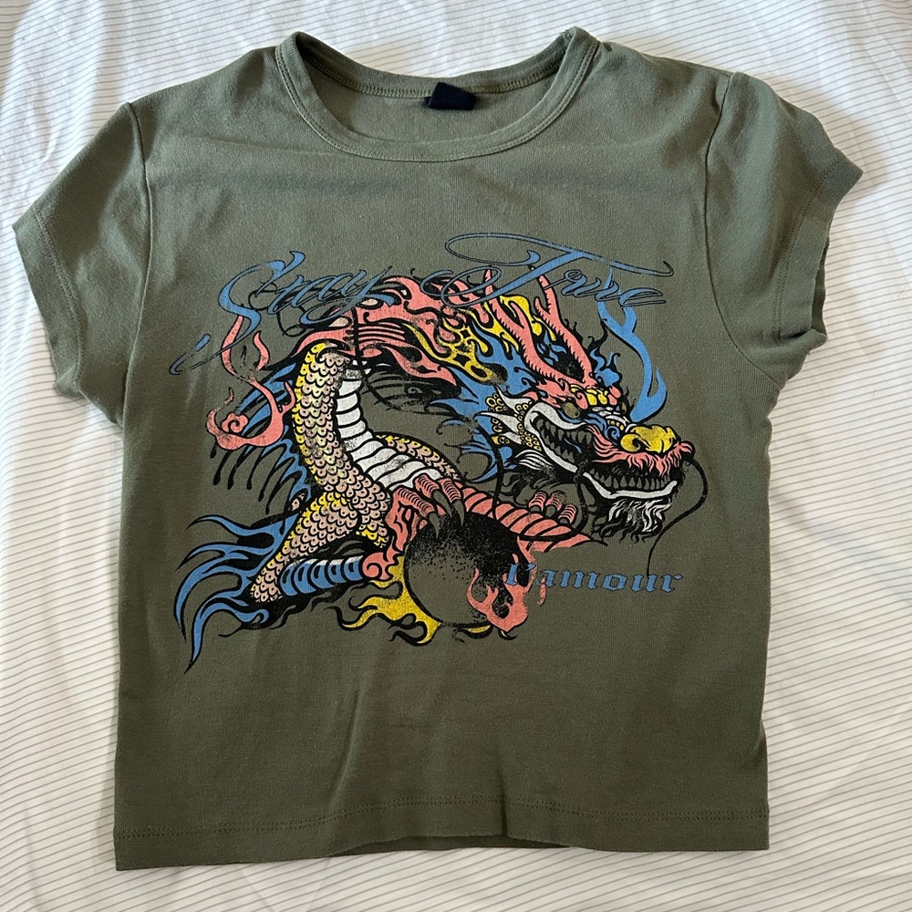 Cropped graphic tee